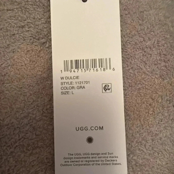 UGG Dulcie Tank - Picture 5 of 5